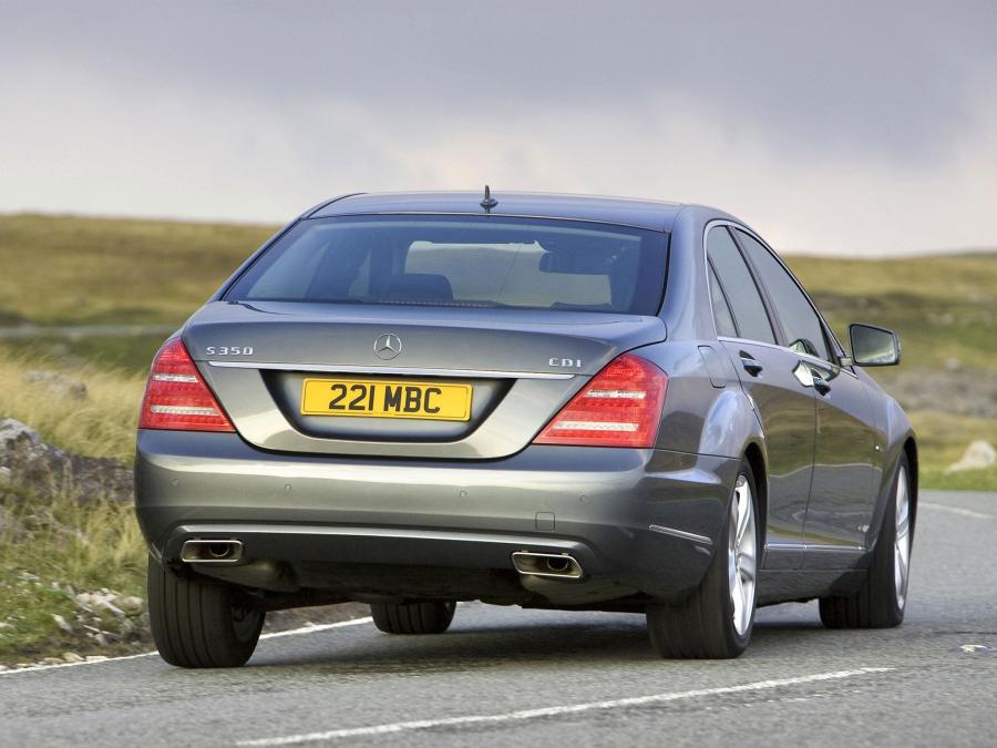  Mercedes-Benz S350 CDI 2009 года  (UK) (фото 11 из 17)